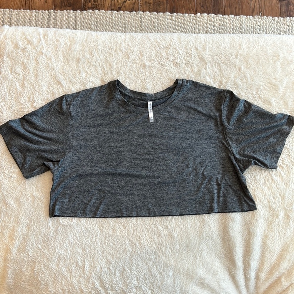 FABLETICS Blake ultra cropped short sleeve t shirt XXL gray